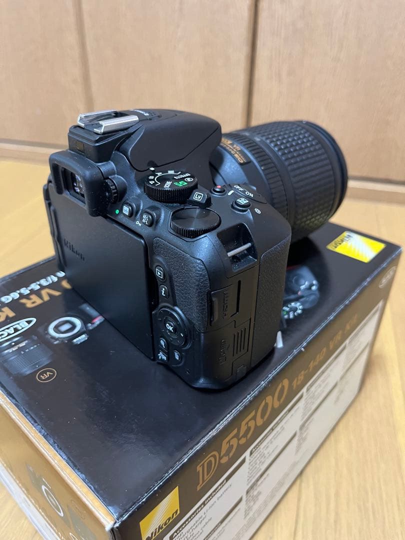 Nikon D5500 18-140 VR Kit デジタル一眼レフカメラ