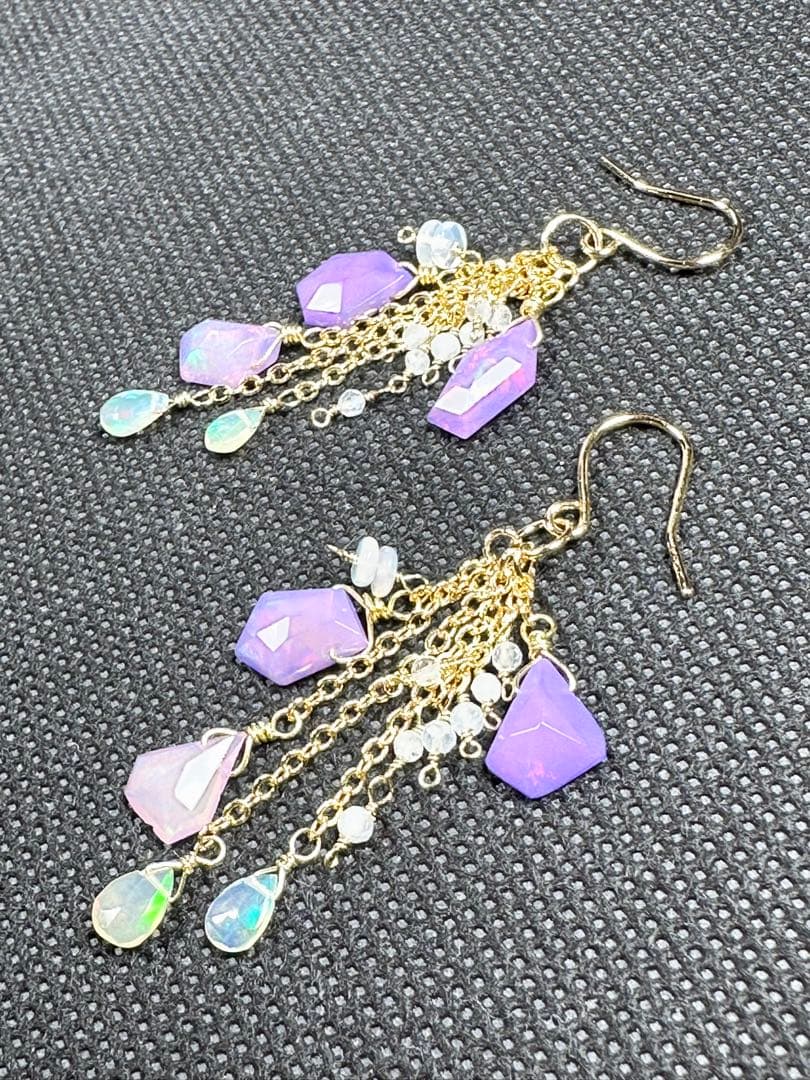 10月だよ‼️オパール祭り✨ ピアス P25317