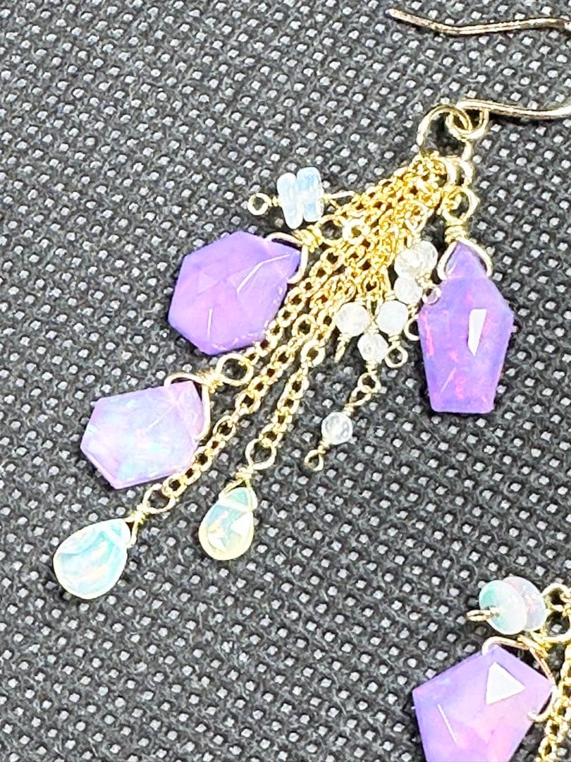 10月だよ‼️オパール祭り✨ ピアス P25317