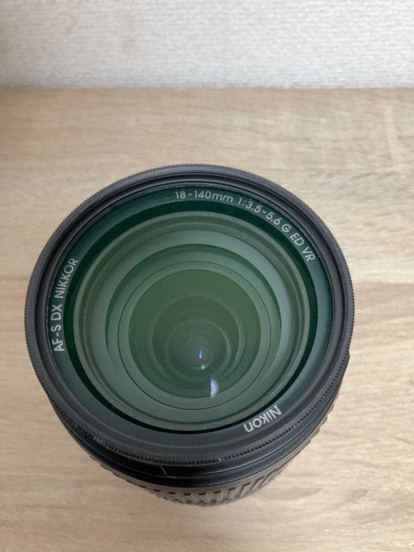 らび【美品】Nikon D7500 レンズキット