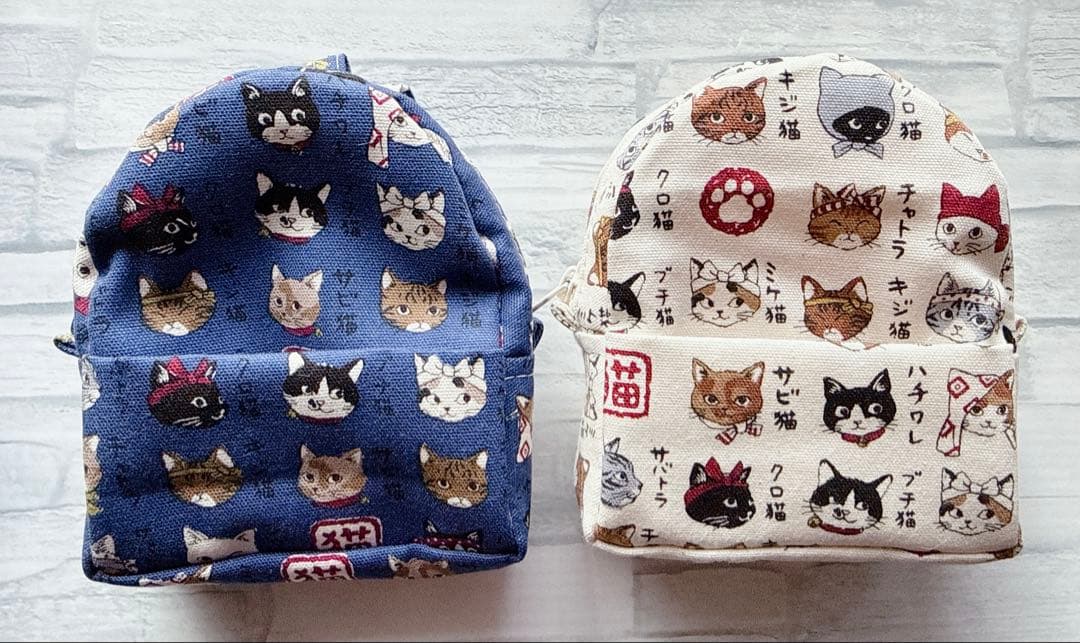 ハンドメイド　ミニリュック型ポーチ　猫図鑑　ネコ