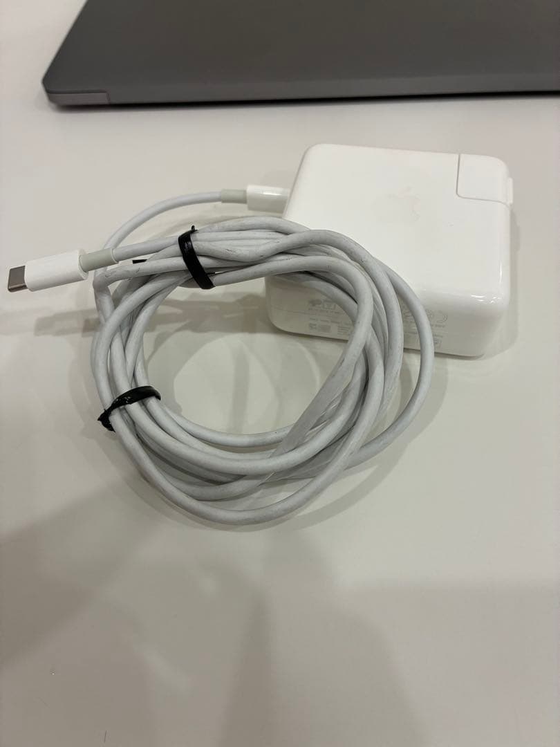 Apple MacBook Pro A1989 スペースグレー