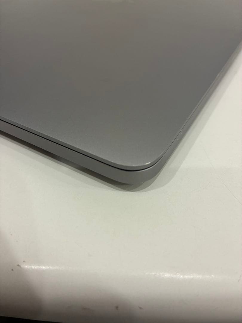 Apple MacBook Pro A1989 スペースグレー