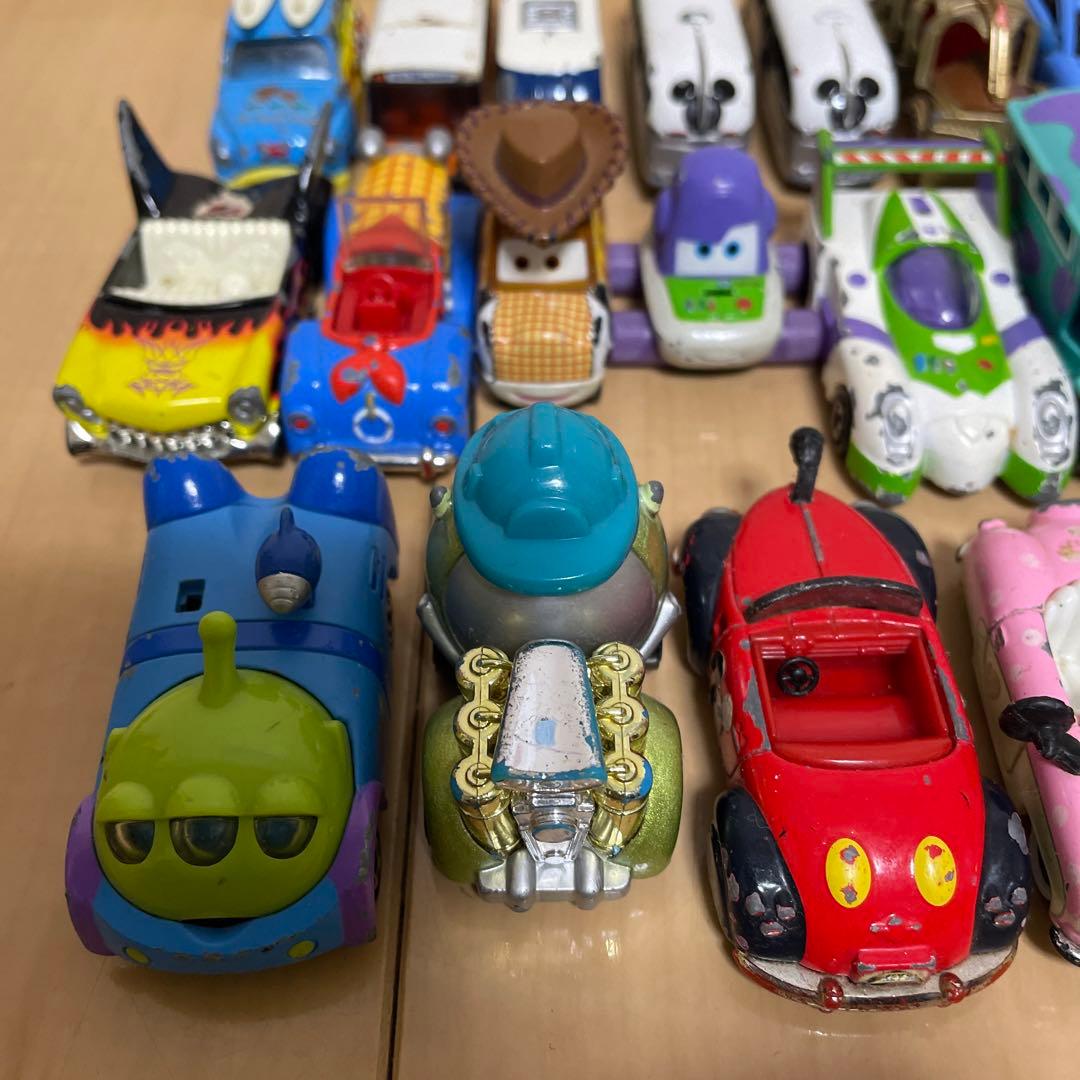 ディズニー　トミカ　22台＋2台　廃盤あり