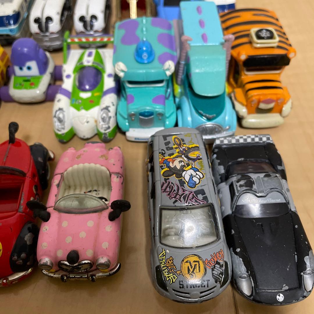 ディズニー　トミカ　22台＋2台　廃盤あり