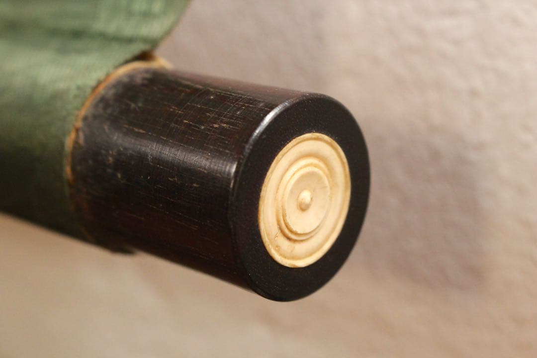 No4514 掛軸　山元春挙　旭双孔雀図　彩色絹本　日本画　花鳥画　送料無料