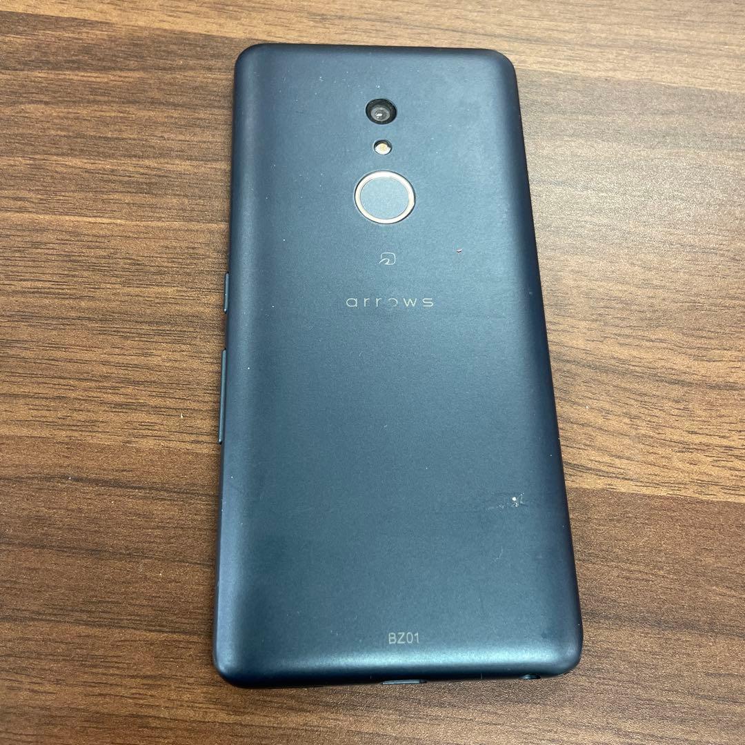 【中古品】arrows BZ01 ブラック 本体　2台セット