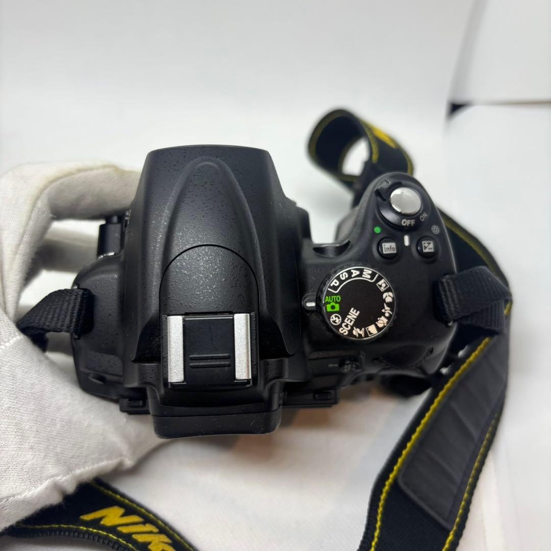 Nikon D5000 デジタル一眼レフセット