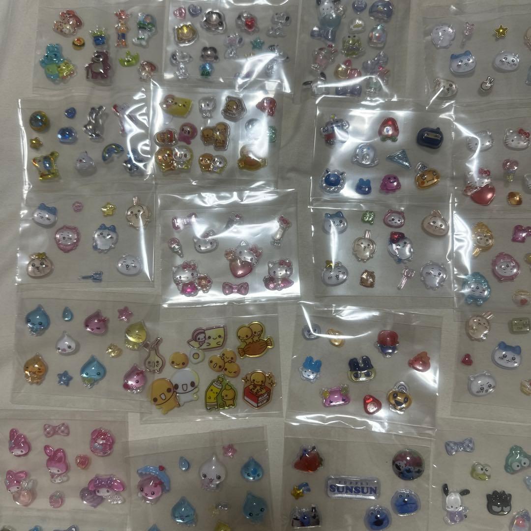 正規品　ボンボンドロップシール　サンリオ　しずくちゃん　ディズニー　たまごっち
