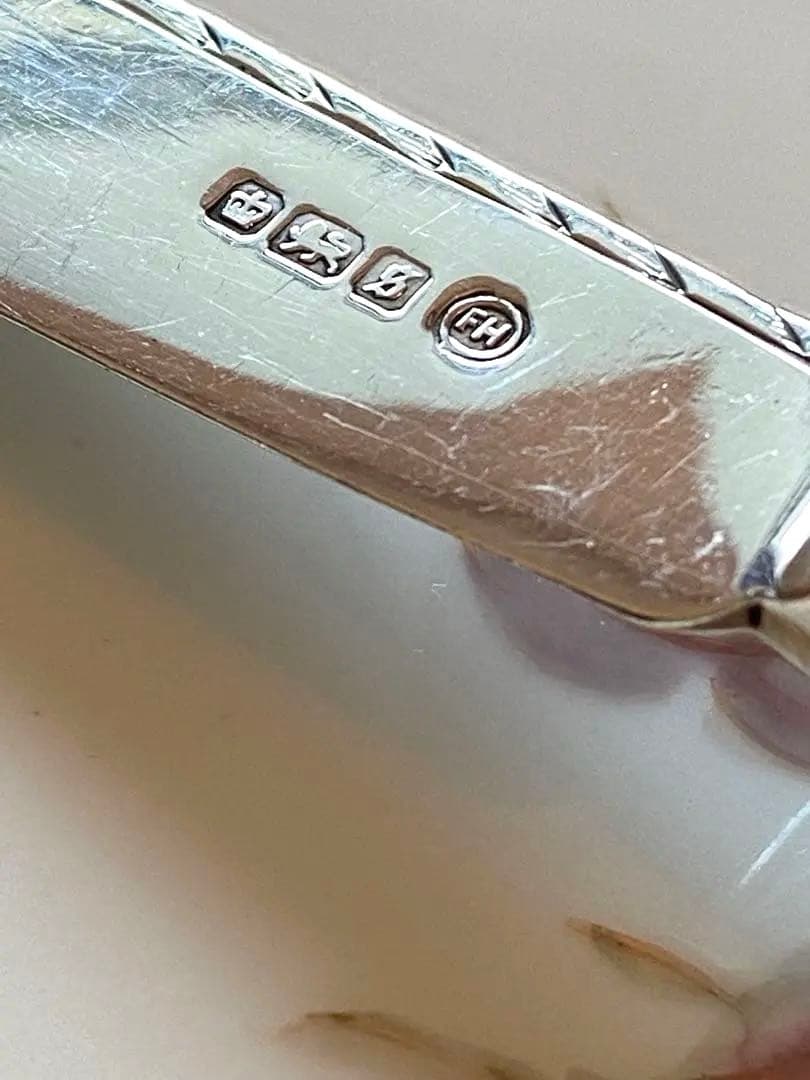 【英国／純銀製】スターリングシルバー＆白蝶貝ハンドル／ナイフ バターナイフ１本