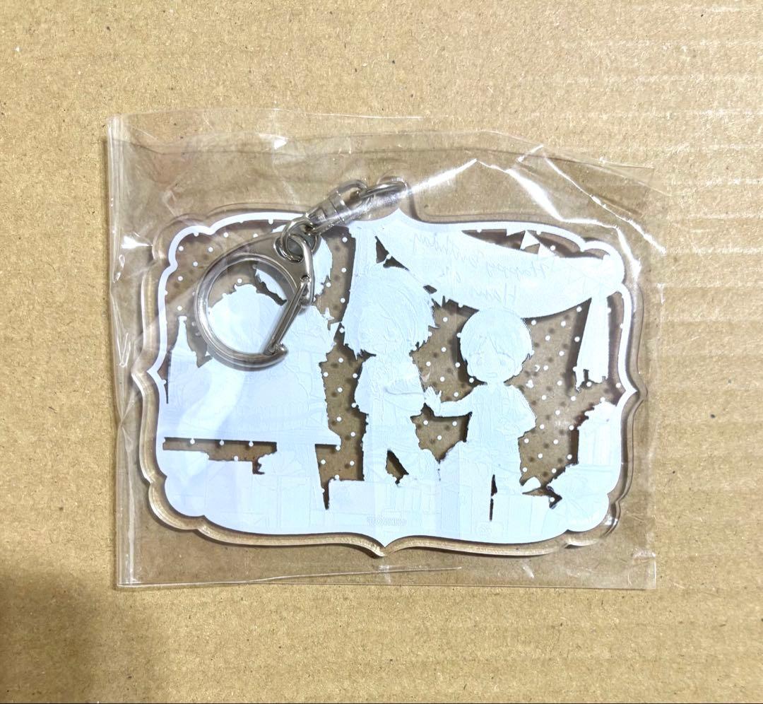 進撃の巨人　ハンジ　アクリルキーホルダー　グラフアート　バースデー