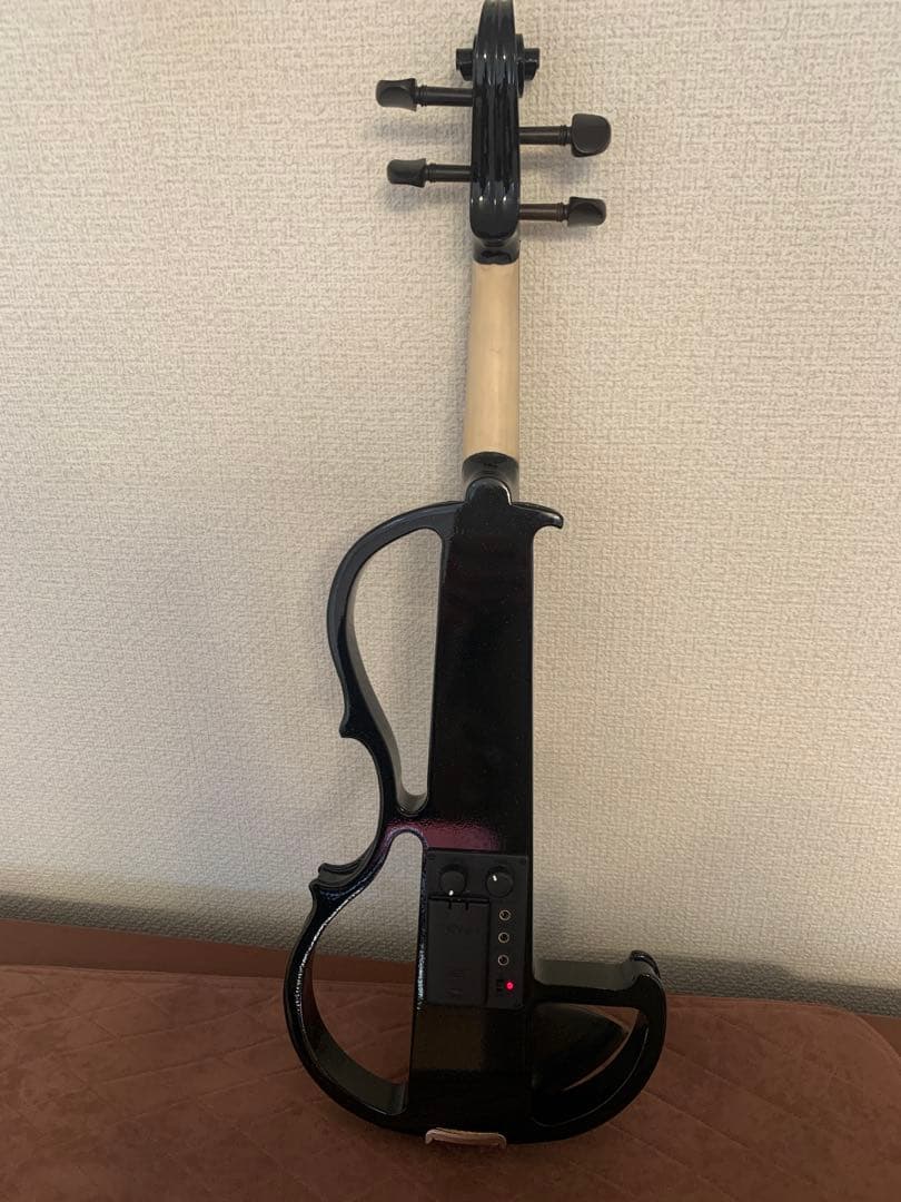 エレキバイオリン4/4 ほぼ新品／高級弦オマケVISIONチタニウムオーケストラ