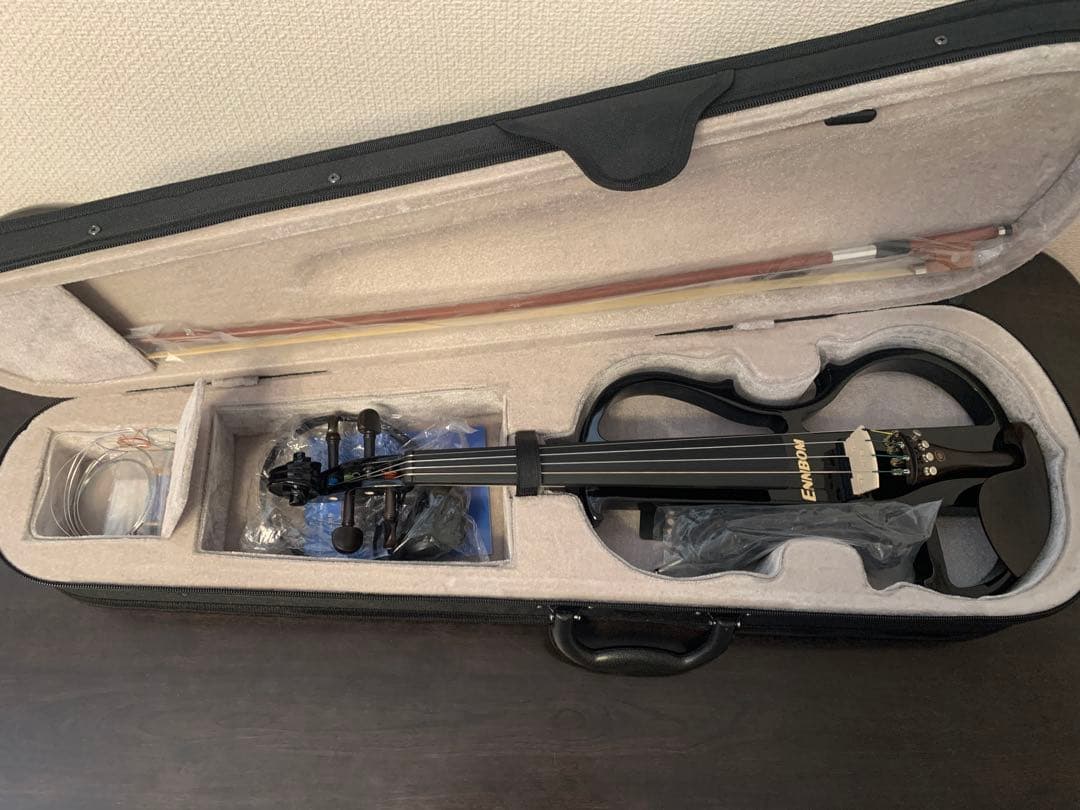 エレキバイオリン4/4 ほぼ新品／高級弦オマケVISIONチタニウムオーケストラ