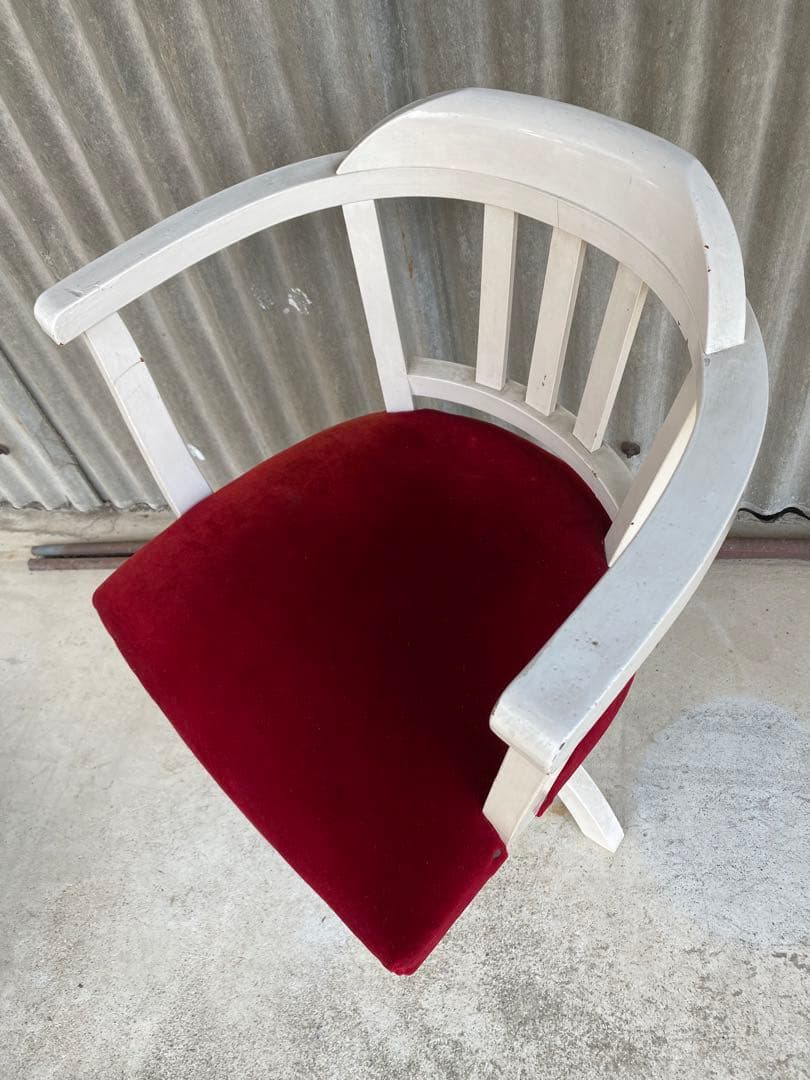 ドクターチェア　白　木製　回転椅子　赤　ベルベット　レトロ　アンティーク