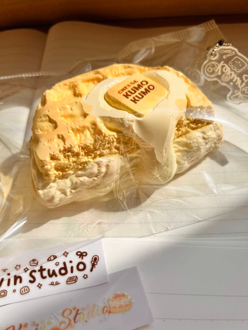 【大特価】Kevinstudio 焼きたてワッフル　海外スクイーズ　捏捏