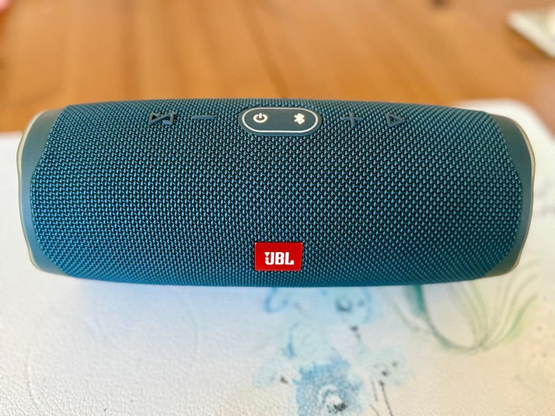 JBL ワイヤレススピーカー　♪CHARGE4 ブルー動作良好
