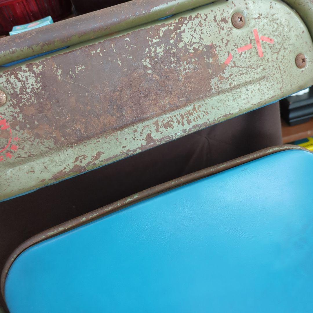 昭和レトロ　フルタチューイングガム　パイプ椅子