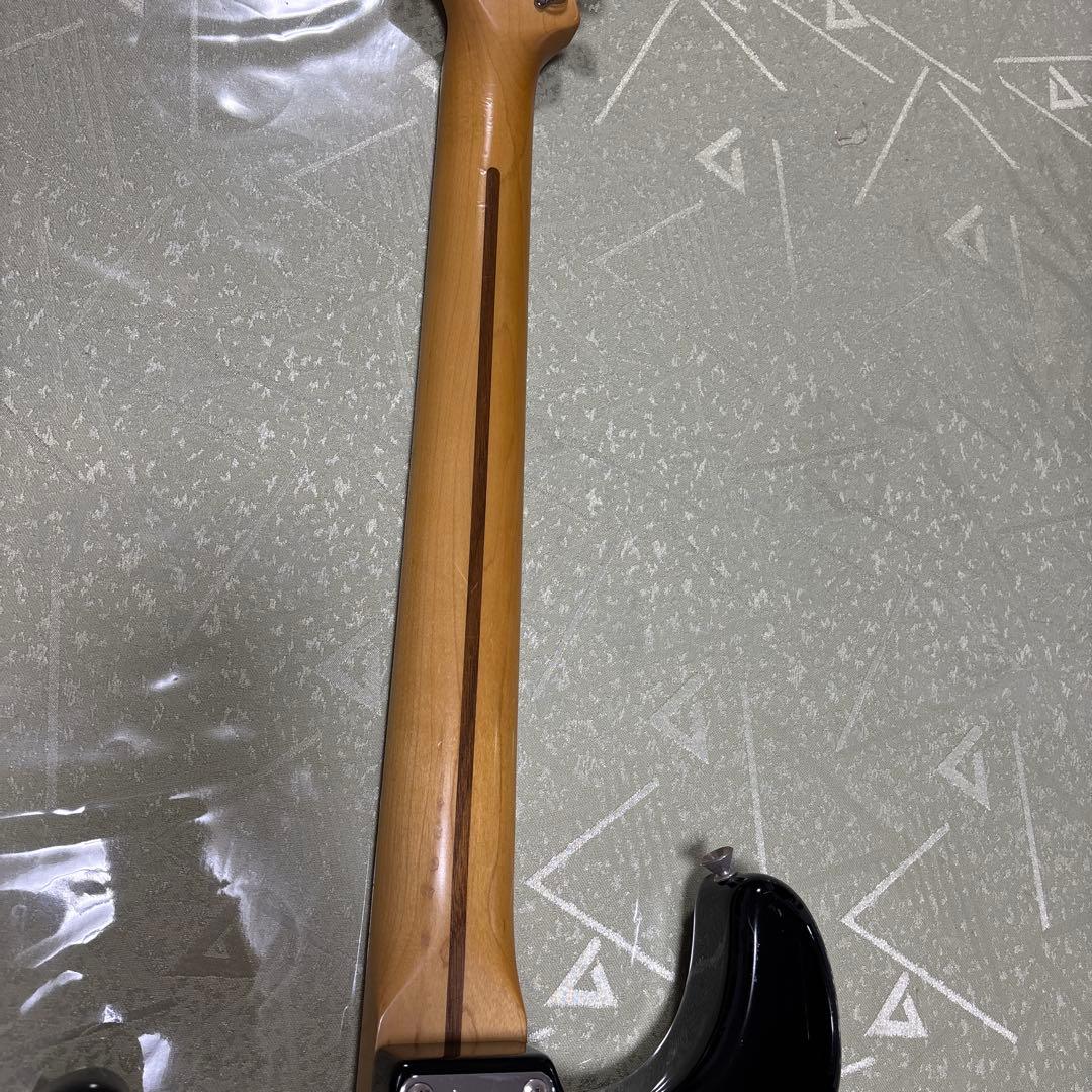 ジャパンヴィンテージ　Squier ストラト　日本製　(ネックを外して発送)