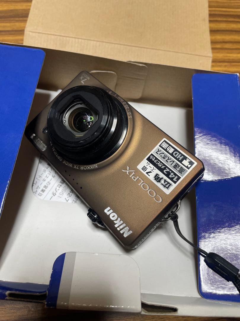 Nikon コンパクトデジタルカメラ 箱付き