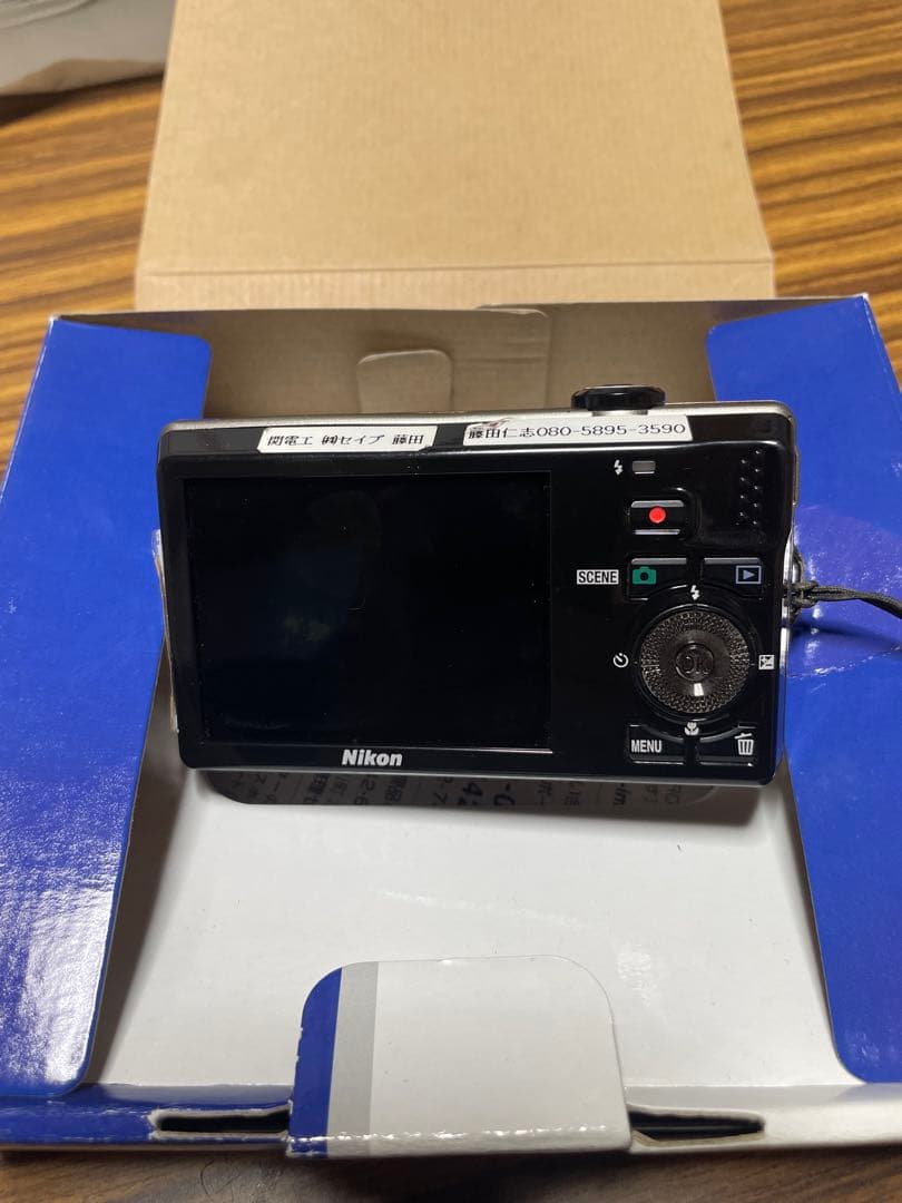Nikon コンパクトデジタルカメラ 箱付き