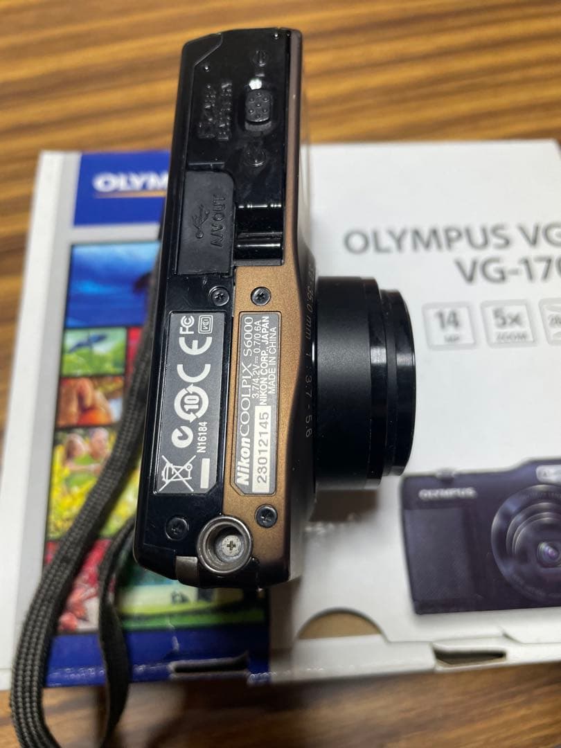 Nikon コンパクトデジタルカメラ 箱付き