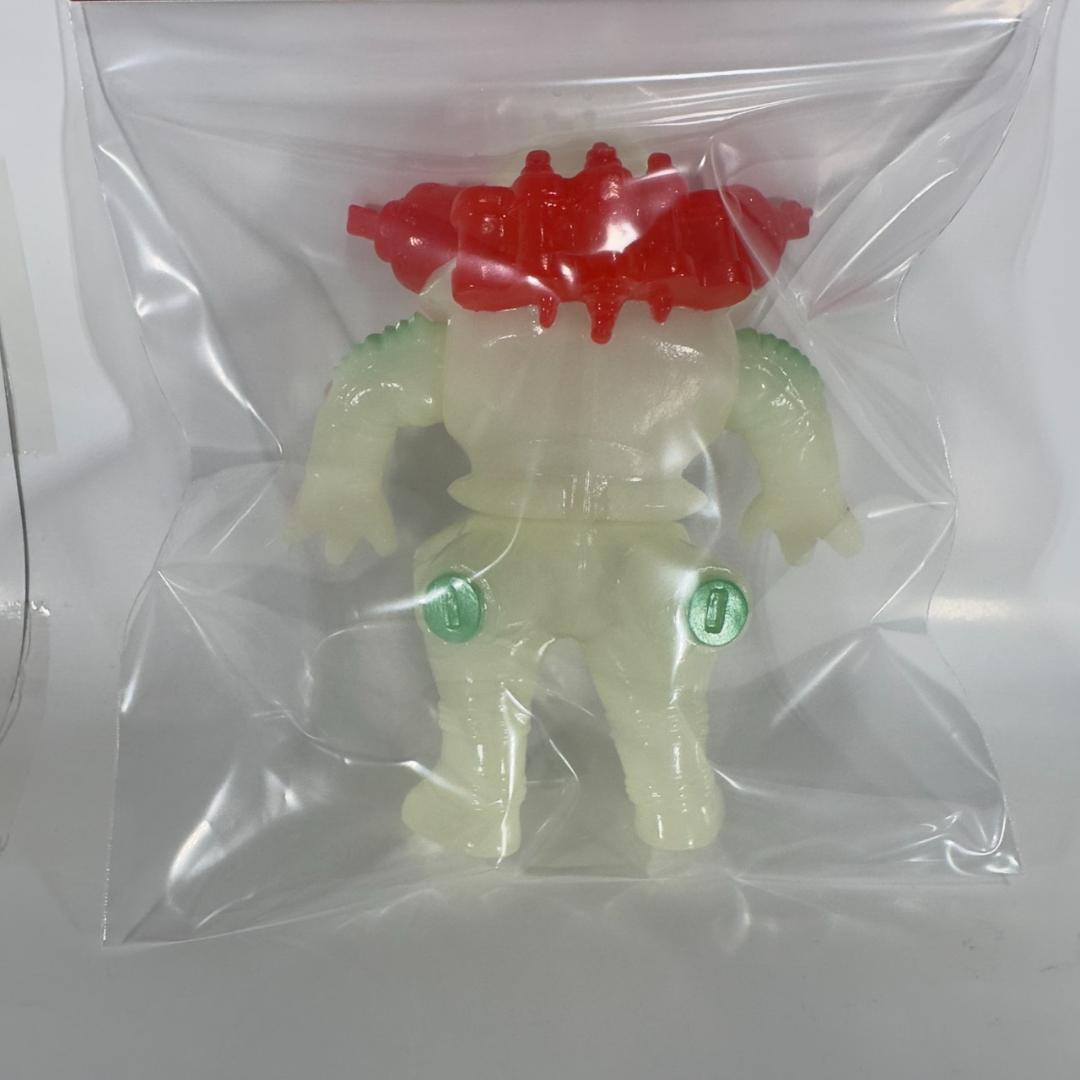 アークティーズ限定 MAX TOY キングジョー 蓄光レトロカラー ソフビ