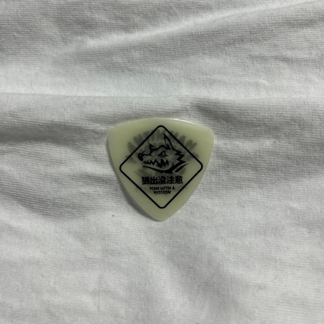 MAN WITH A MISSION ピック