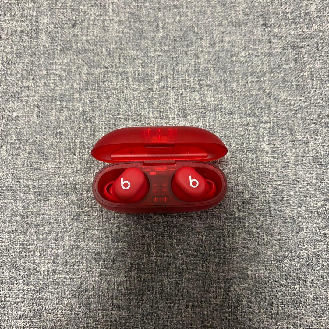 イヤホン Beats Solo Buds