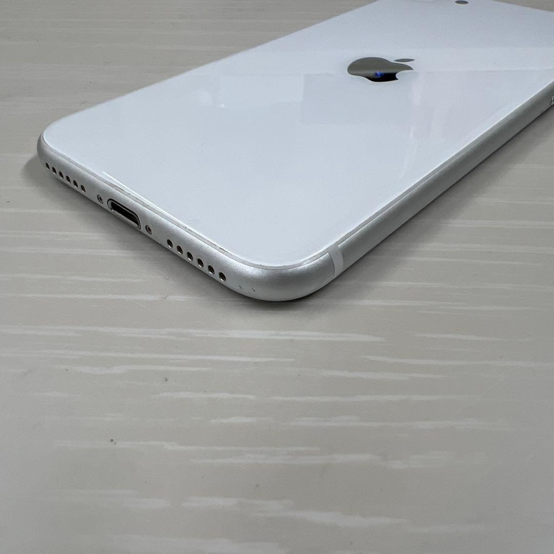 iPhoneSE2 第二世代 SIMフリー 128GB