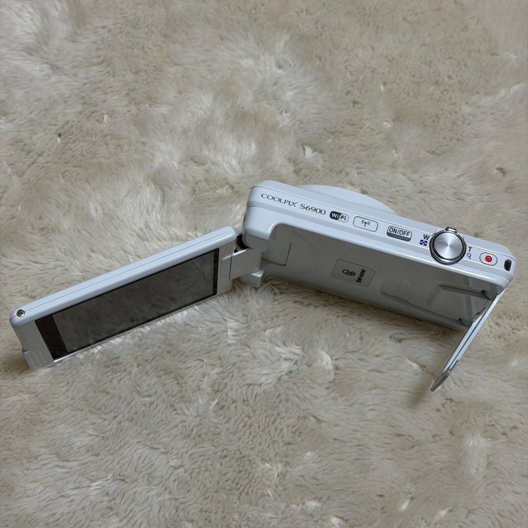 Nikon COOLPIX S6900 デジカメ