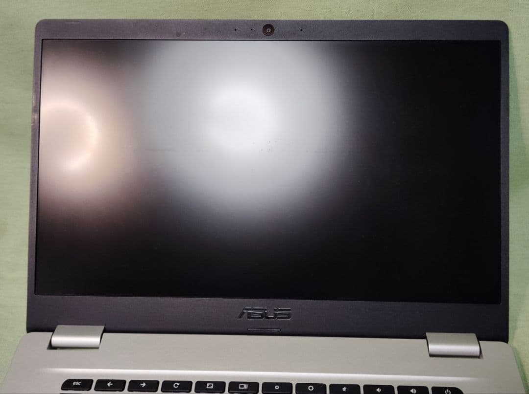 15インチ大画面 ASUS Chromebook C523NA SSD64G