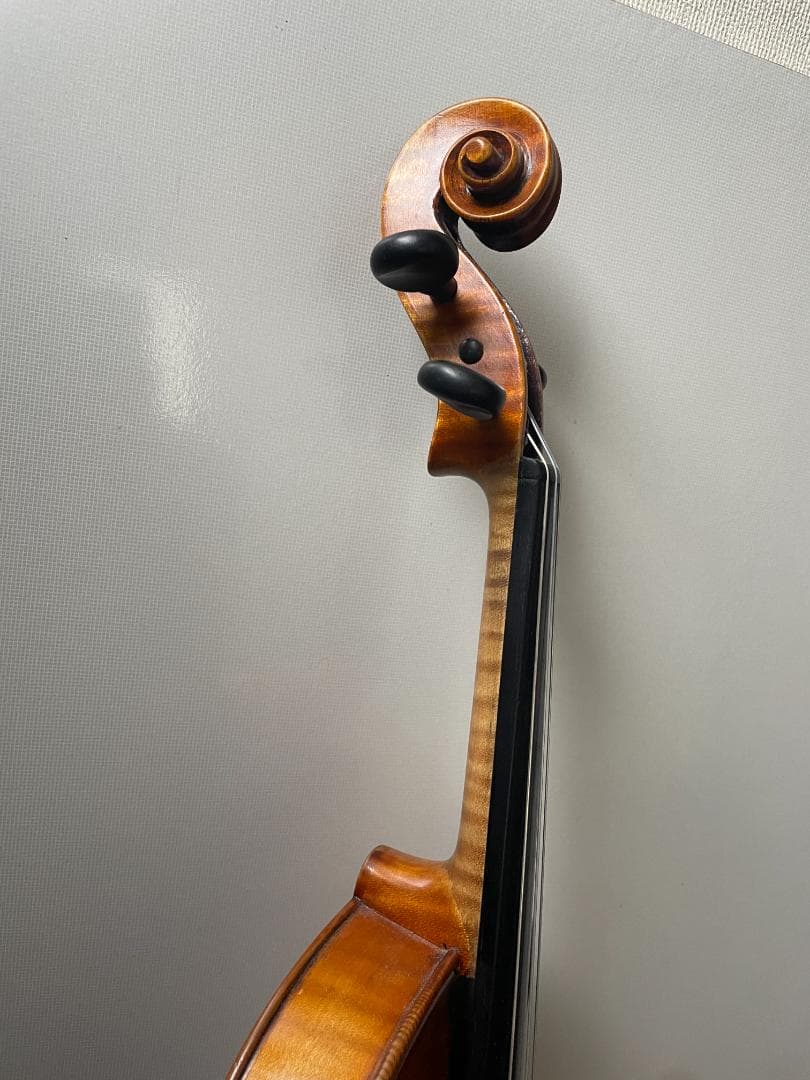 ドイツ製 バイオリン 美しいワンピースバック ４／４サイズ 駒調整済み