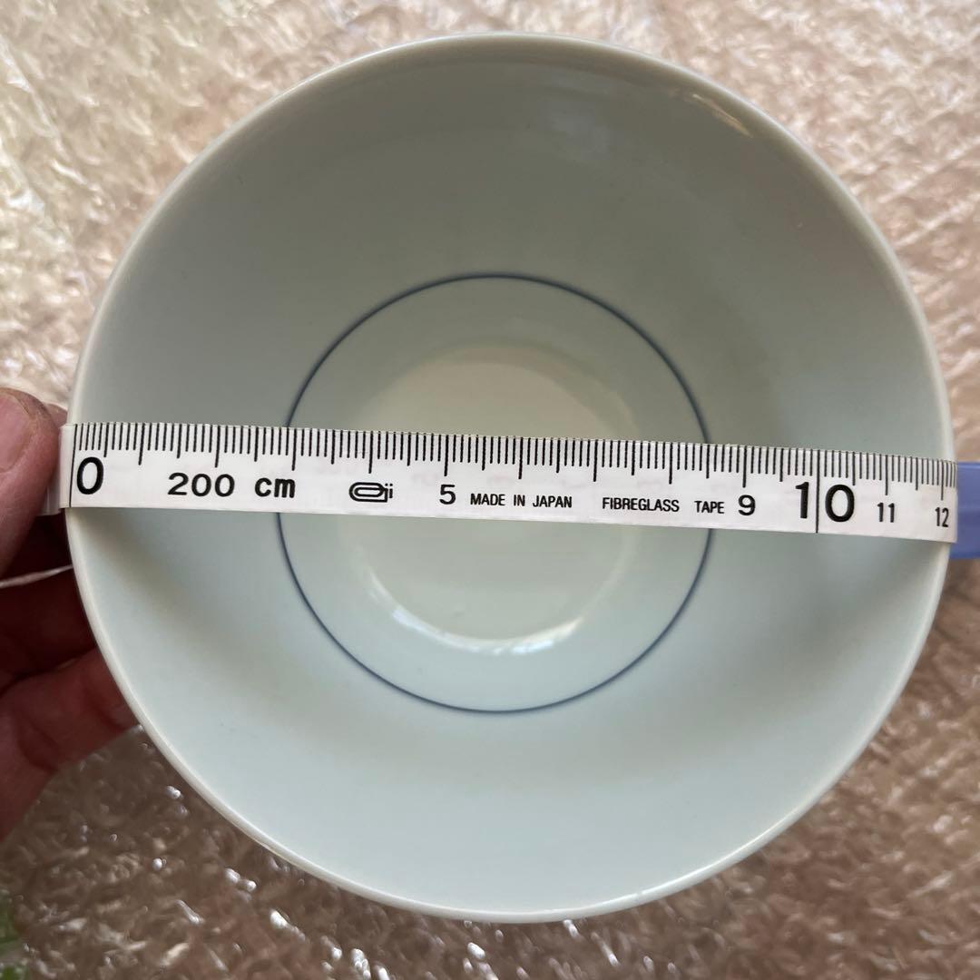 青いストライプ模様の飯碗セット
