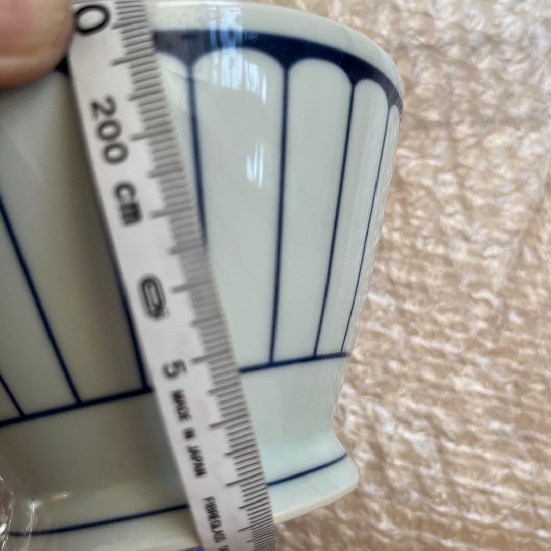 青いストライプ模様の飯碗セット