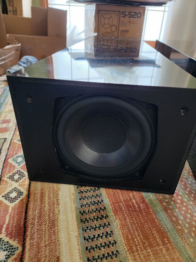 NHT Super Two 黒色 フロアスタンディングスピーカー ①