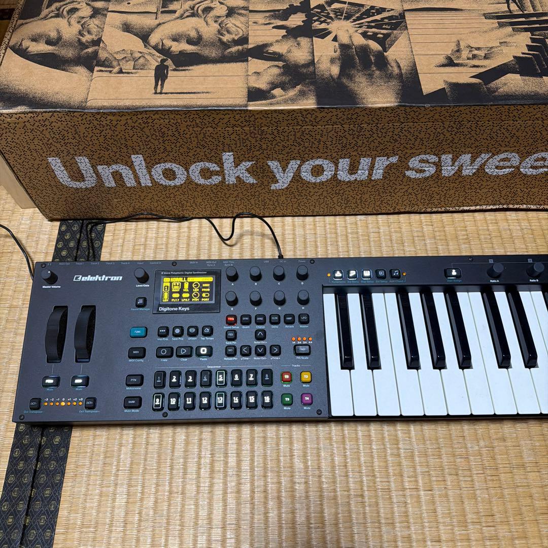 Elektron Digitone Keys 純正デッキセーバー付き