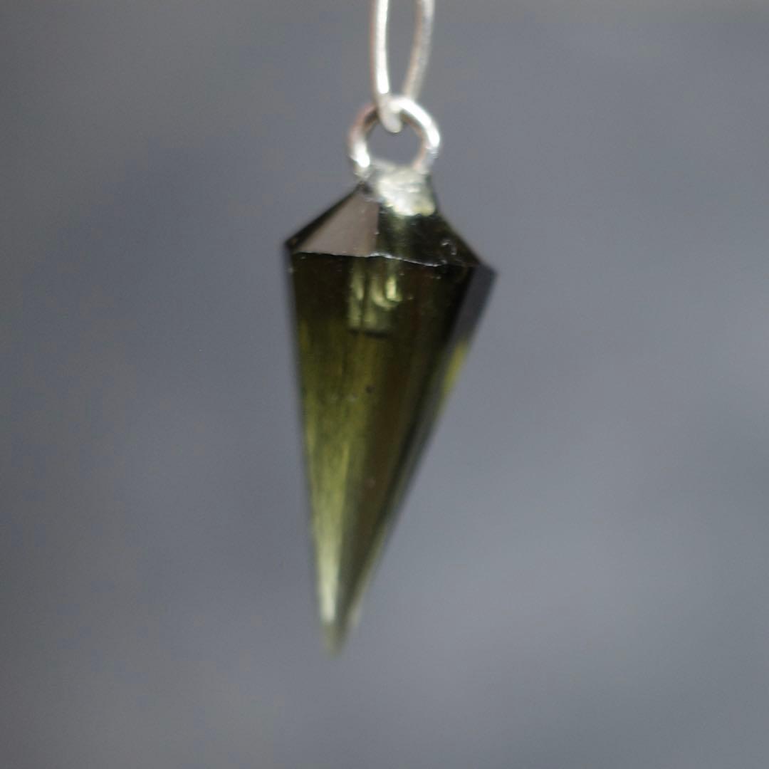 モルダバイト ペンデュラム 鑑別書付き