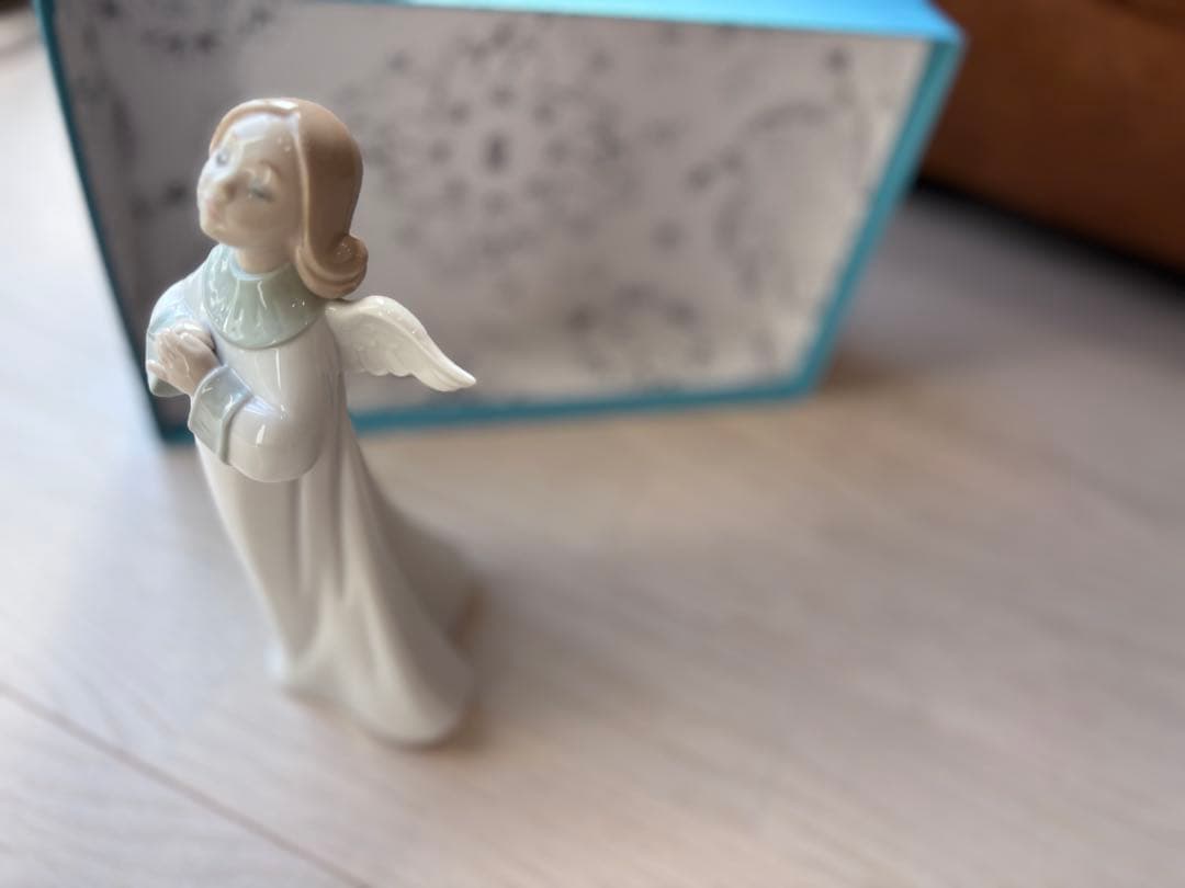 リヤドロ置物 天使 新品 人形 置物 LLADOR おしゃれ陶器製アンティーク