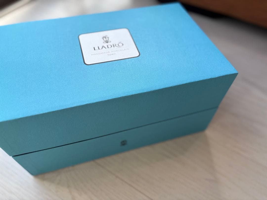 リヤドロ置物 天使 新品 人形 置物 LLADOR おしゃれ陶器製アンティーク