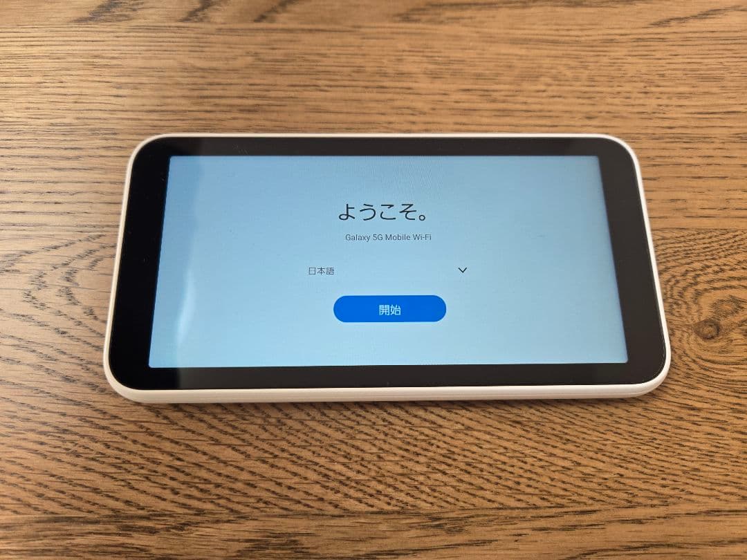 Galaxy 5G Mobile Wi-Fi SCR01 ホワイト