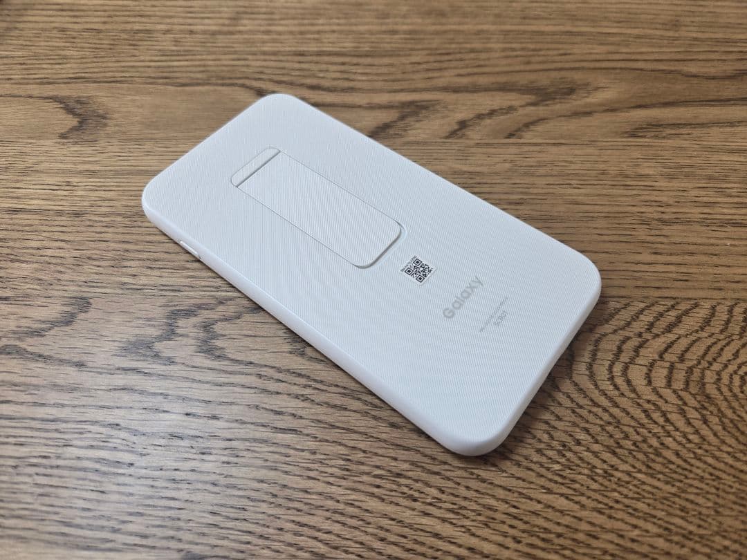 Galaxy 5G Mobile Wi-Fi SCR01 ホワイト