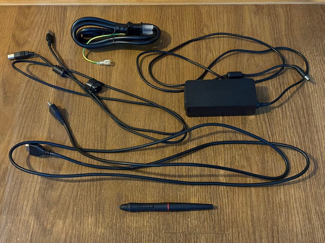 液タブ 22インチFHD Artisl D22S