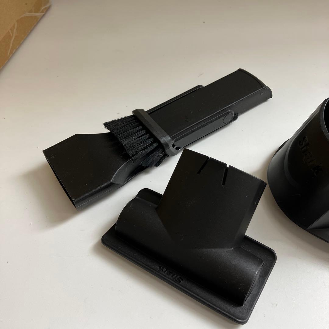 ⚫︎8/0224i02 Shark EVOPOWER ハンディクリーナー