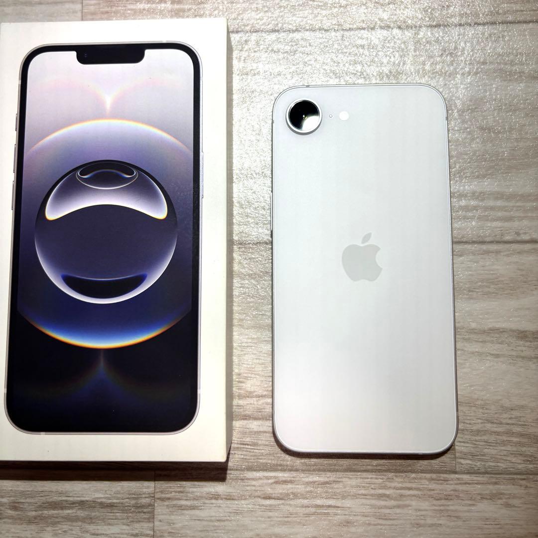 iPhone16e 128GB SIMフリー ホワイト　ほぼ新品