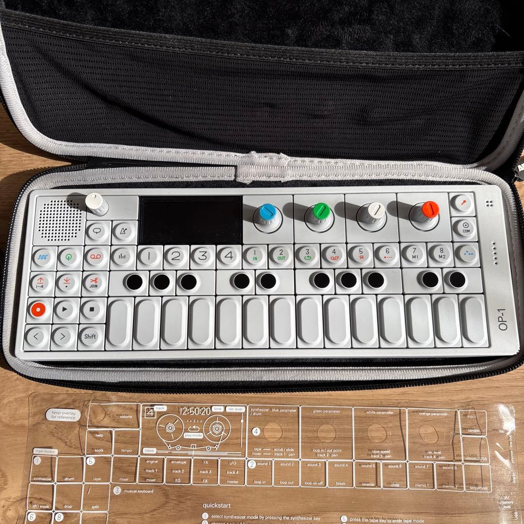 【美品】OP-1 シンセサイザー ケース付き