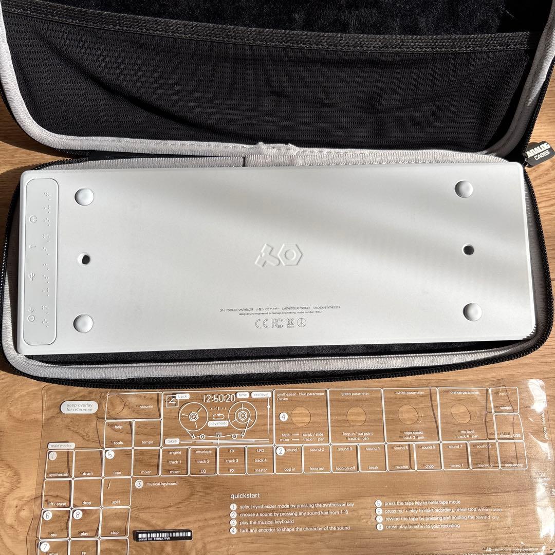 【美品】OP-1 シンセサイザー ケース付き
