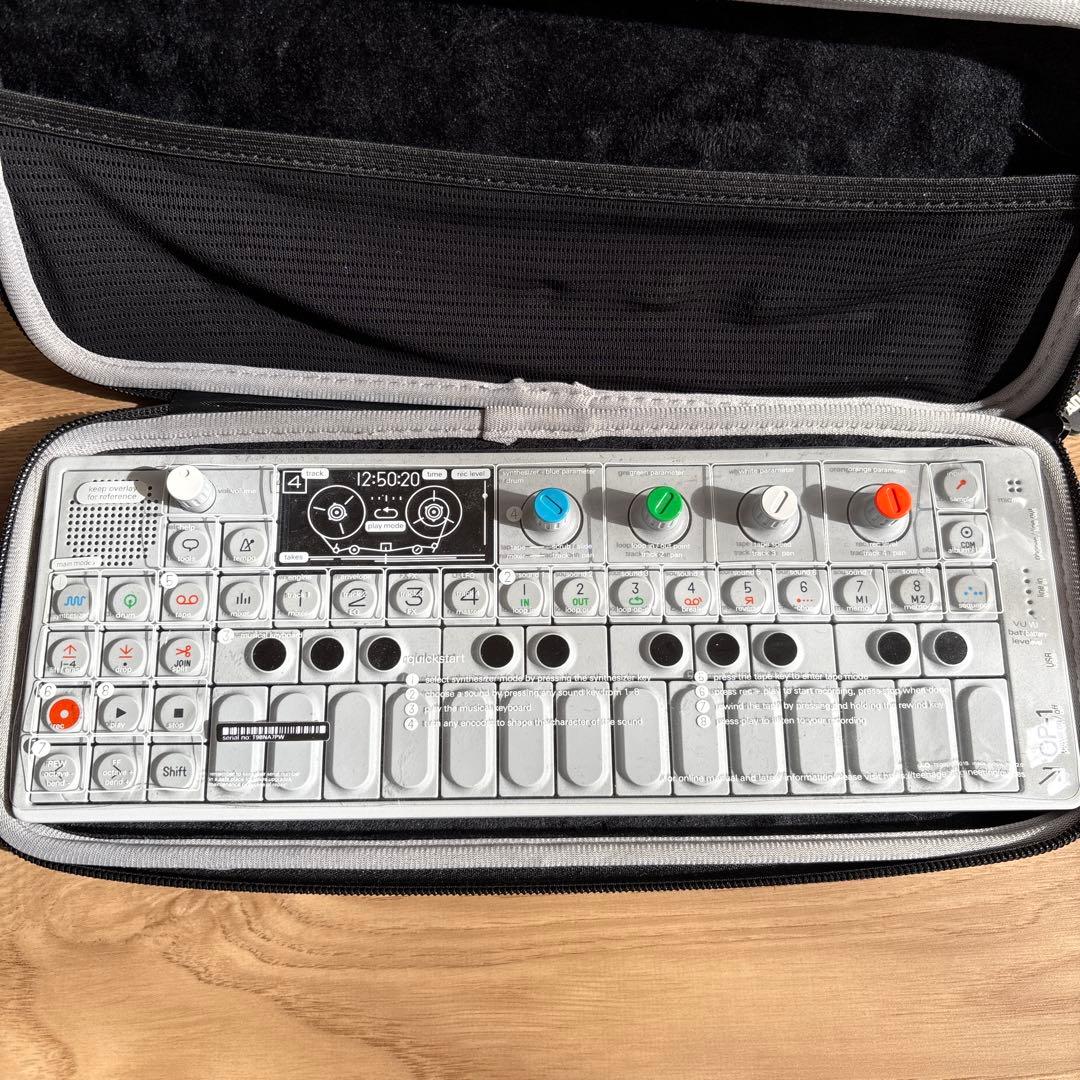 【美品】OP-1 シンセサイザー ケース付き