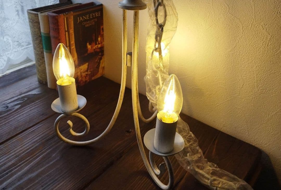 シンプル3灯シャンデリアペンダントランプホワイト