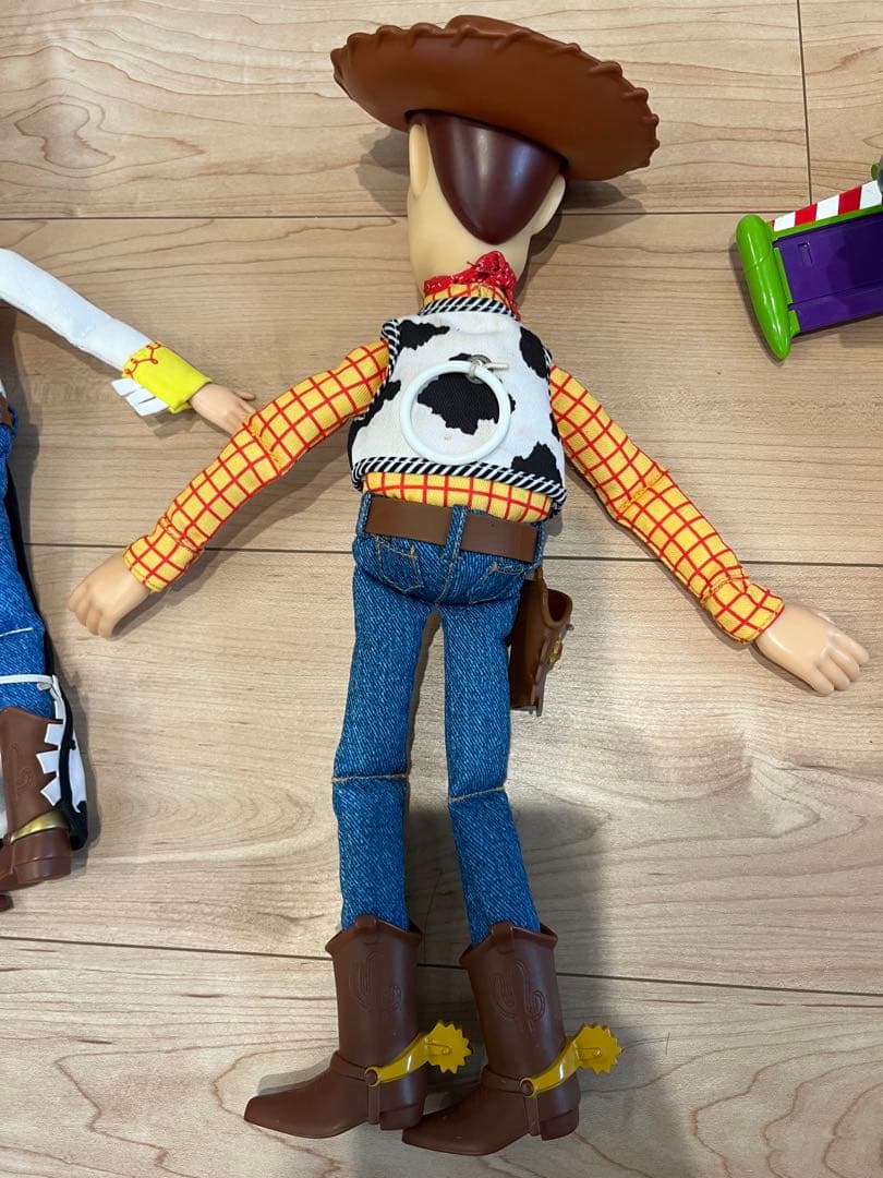 トイ・ストーリー トーキングフィギュア3体セット ウッディ バズ ジェシー