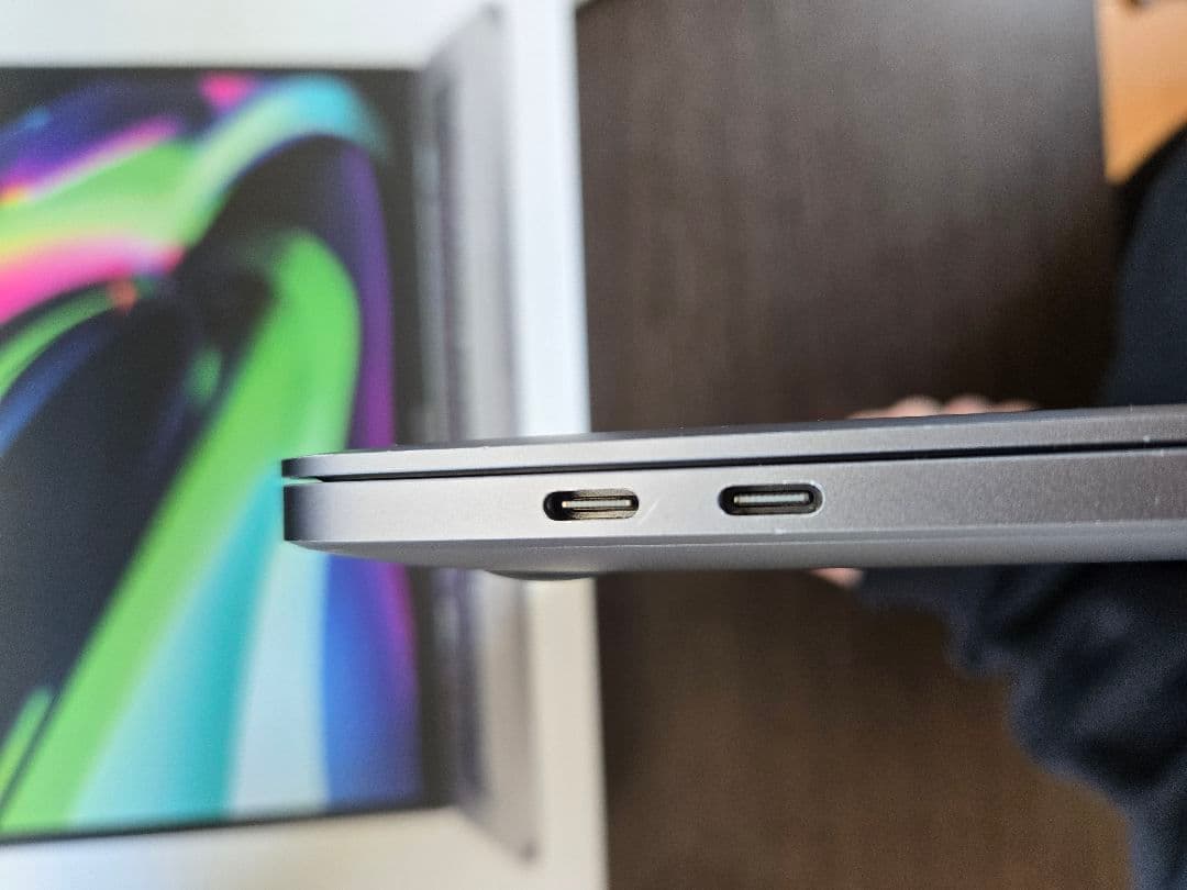 MacBook Pro 13インチ M1チップ メモリ 16GB SSD1TB